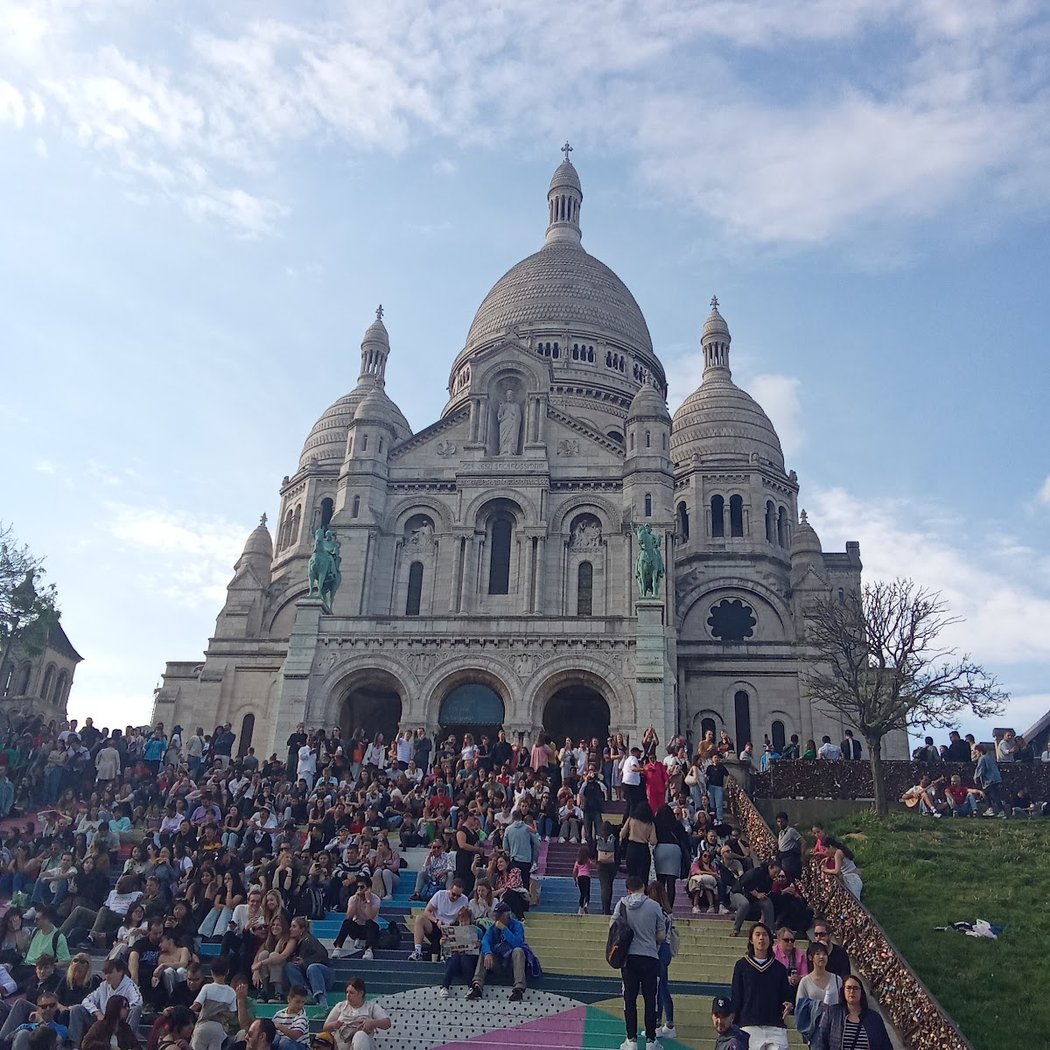 Maison Bleue - Porte Montmartre 1